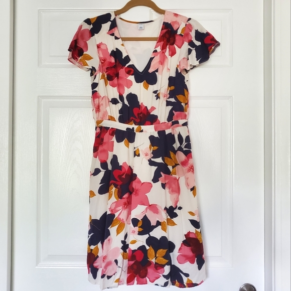 OLD NAVY Floral Dress - Picture 2 of 7